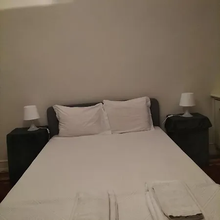 Ii Double Bed Avenida Da Republica