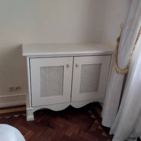 Ii Double Bed Avenida Da Republica Lisboa